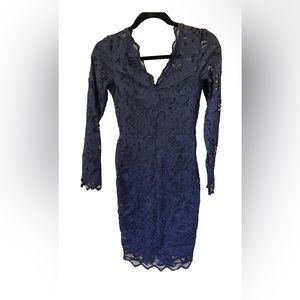 Womens NWT H& M Long Sleeve Navy Blue  Lace Dress Size 4